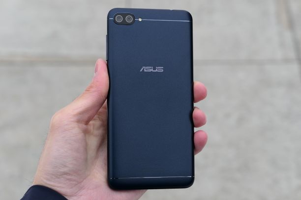 ASUS ZenFone 4 Maxレビュー｜低価格でスタミナ抜群 - 【しむぐらし】格安SIMでちょっといい暮らし | BIGLOBEモバイル